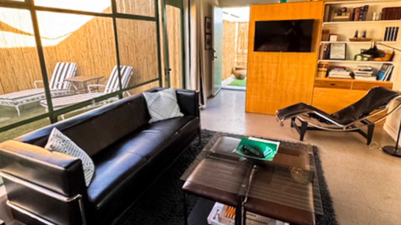 Photo of Livingroom in Uptown Design District