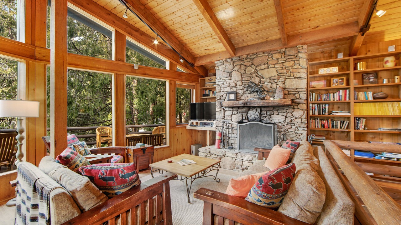 Photo of Livingroom in Fern Valley