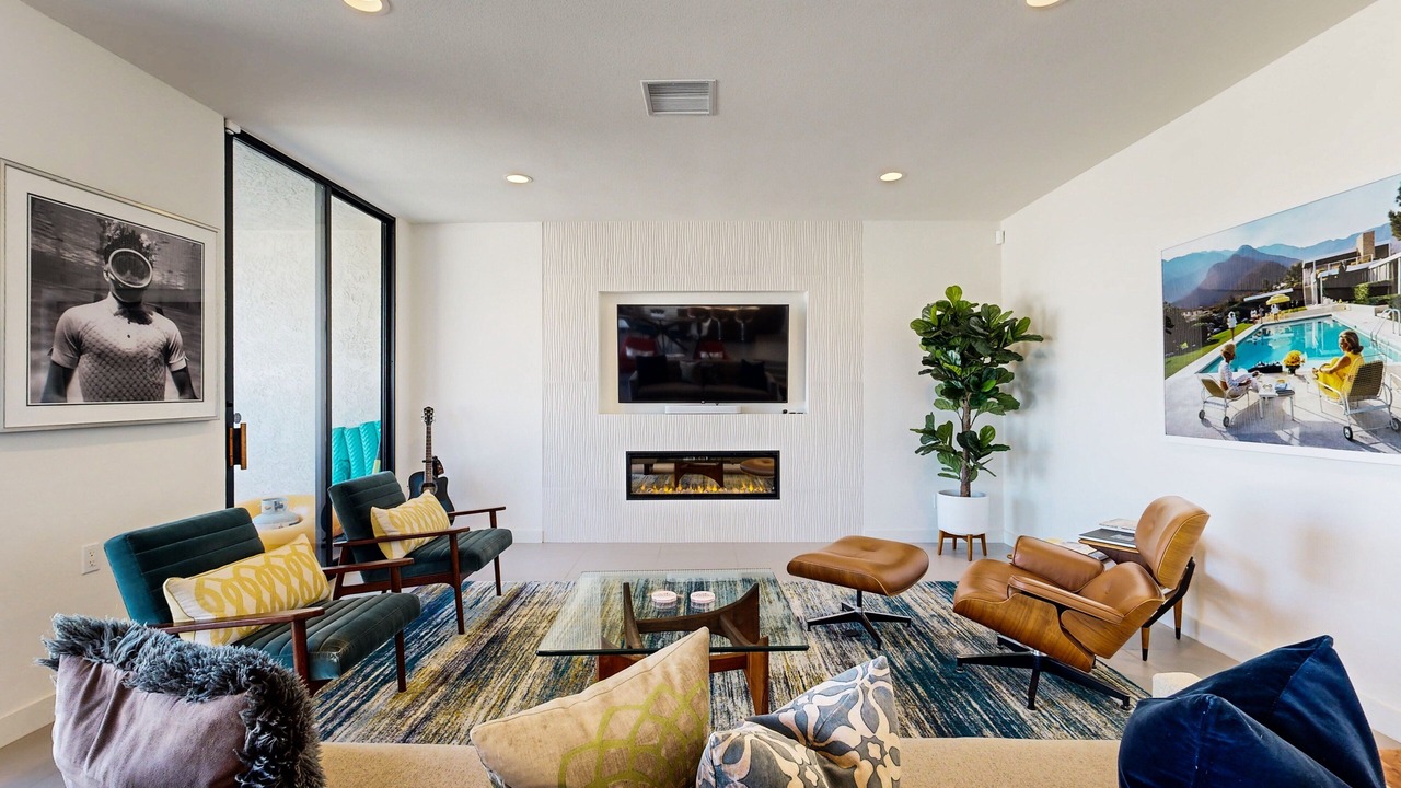 Photo of Livingroom in Palm Desert