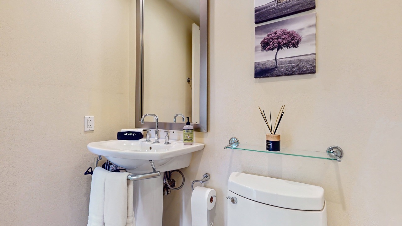 Photo of Bathroom in Araby