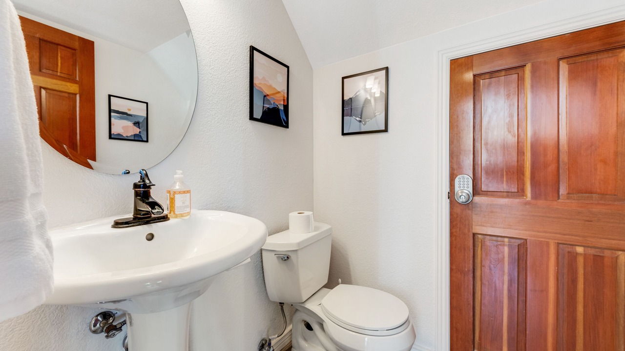 Photo of Bathroom in Foothills
