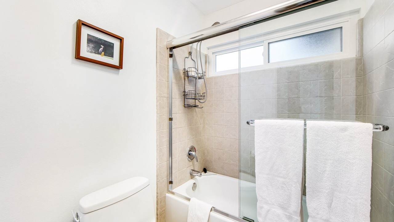 Photo of Bathroom in Araby