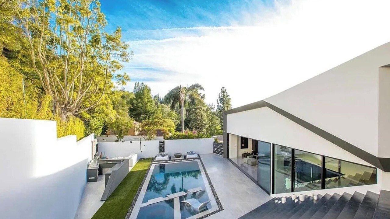 Photo of Outdoor in Beverly Hills