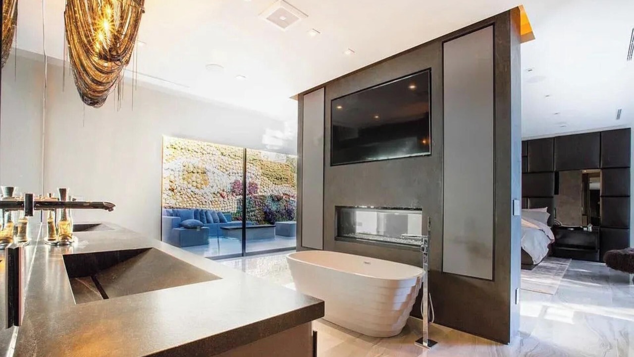 Photo of Bathroom in Beverly Hills