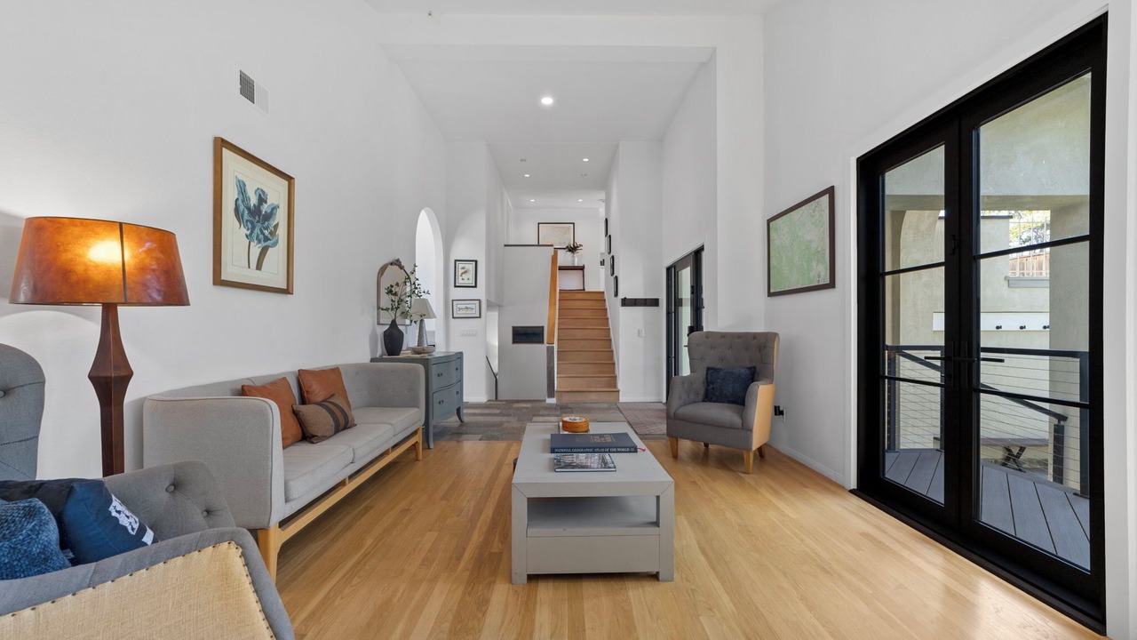 Photo of Livingroom in Del Mar Heights