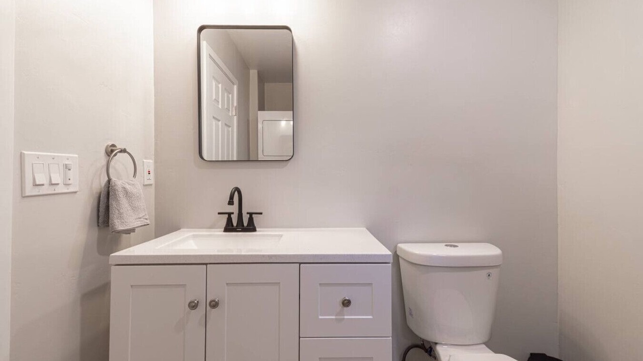 Photo of Bathroom in Winter Gardens