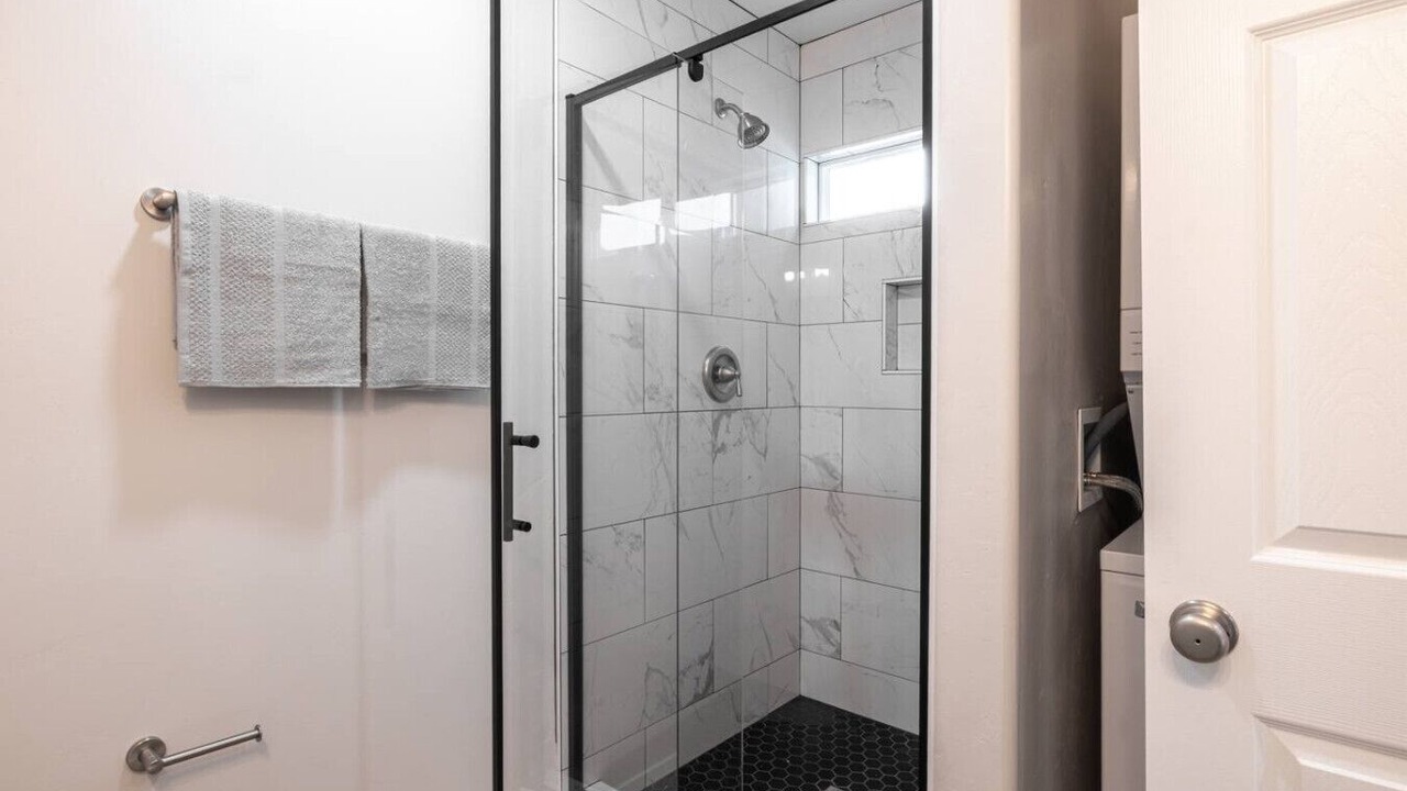 Photo of Bathroom in Winter Gardens