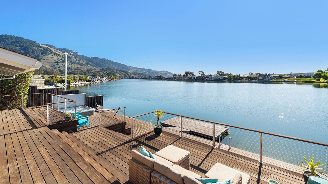 Photo of Patio Balcony in Stinson Beach
