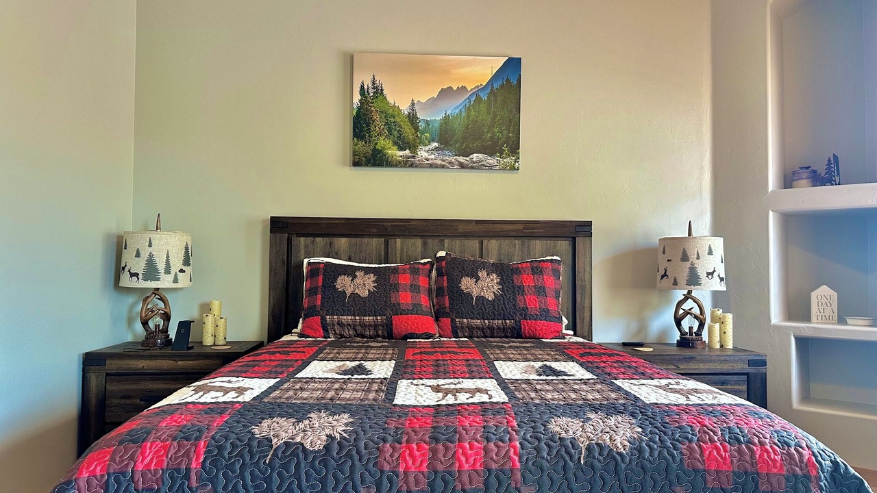 Photo of Bedroom in Iron Springs