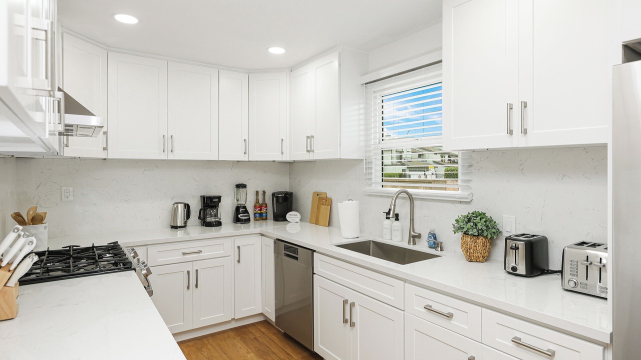 Photo of Kitchen in Midway City