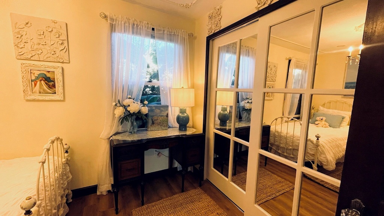 Photo of Bedroom in Naples