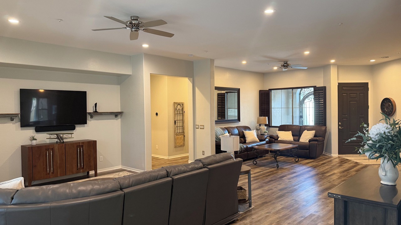 Photo of Livingroom in Vistancia