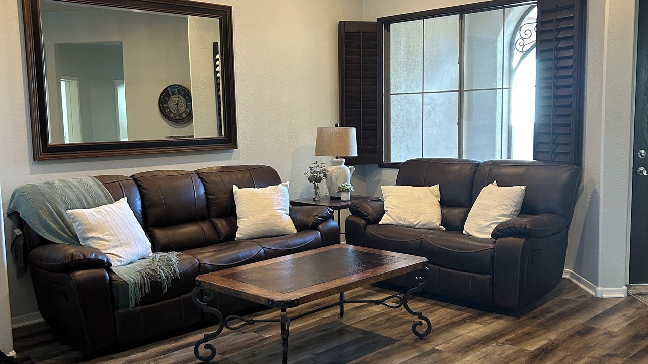 Photo of Livingroom in Vistancia