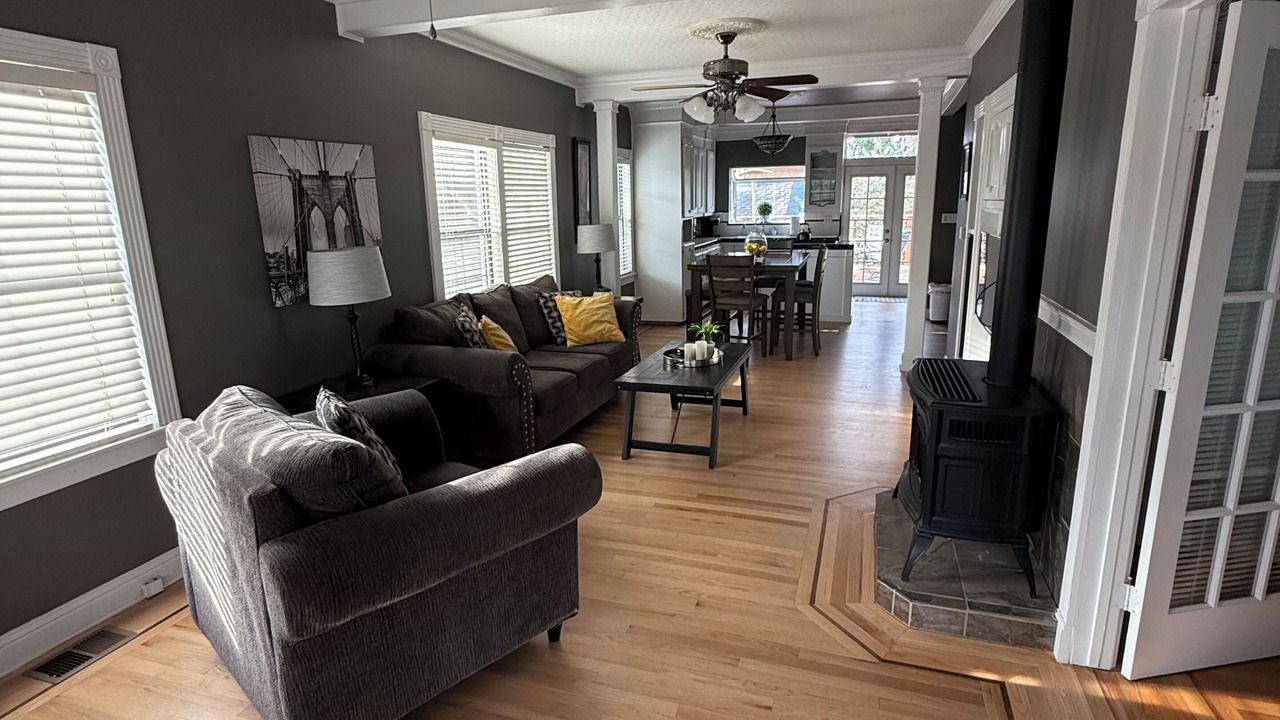 Photo of Livingroom in Folsom