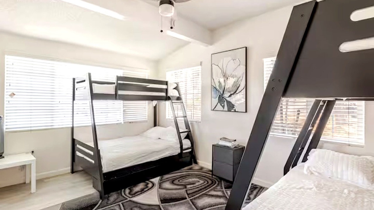 Photo of Bedroom in Rialto
