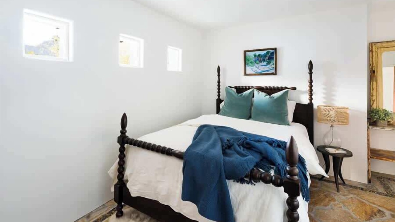 Photo of Bedroom in Historic Tennis Club