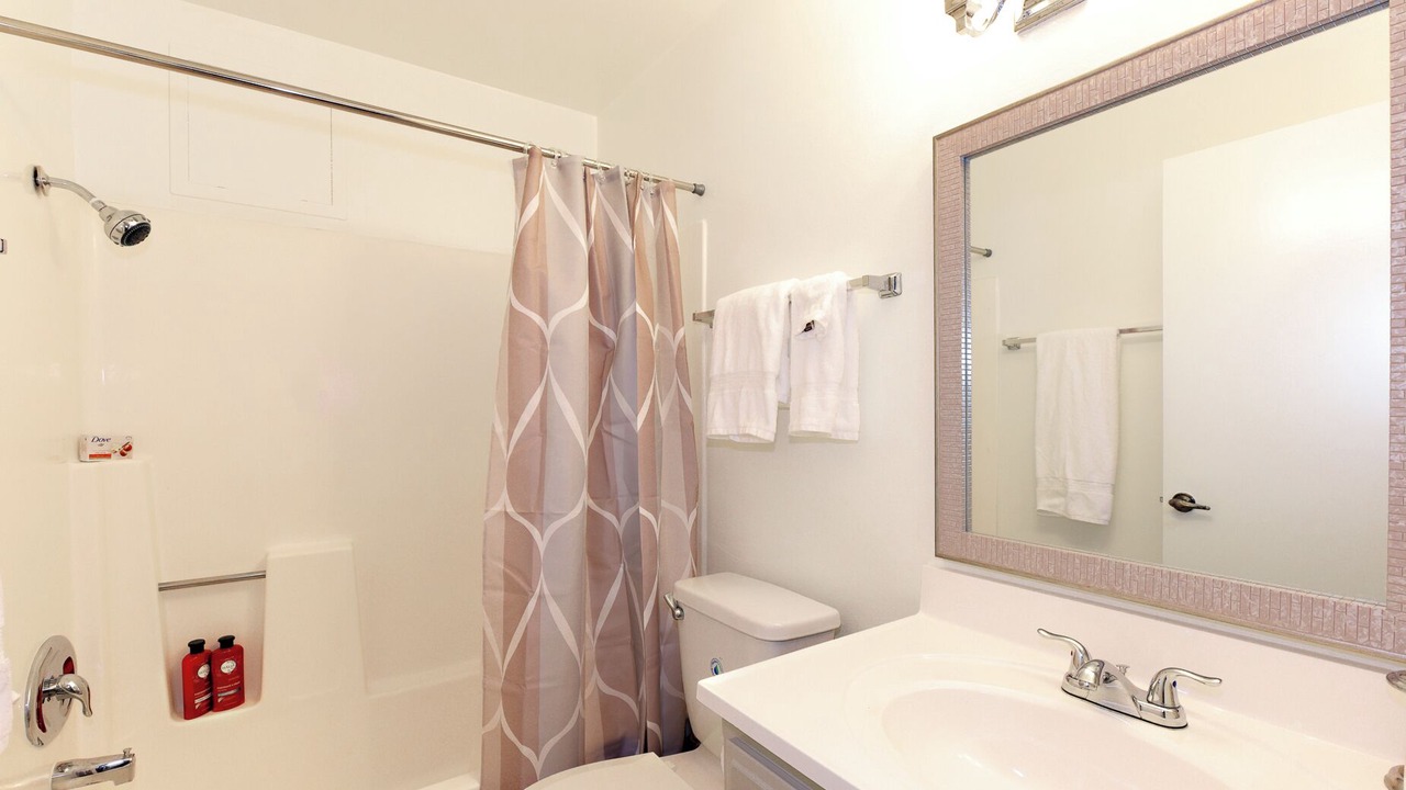 Photo of Bathroom in Palms