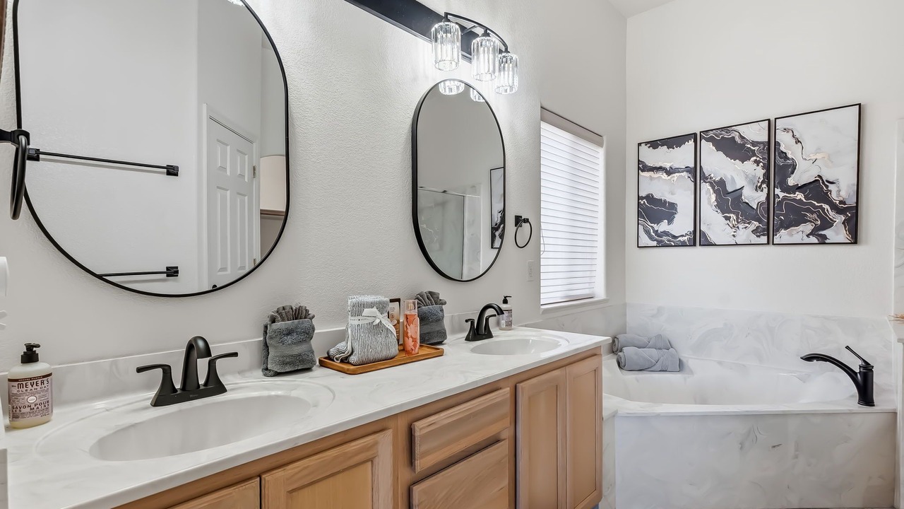 Photo of Bathroom in Bullhead City