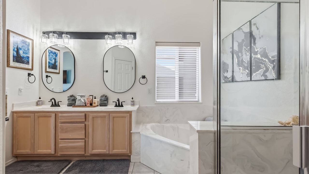 Photo of Bathroom in Bullhead City