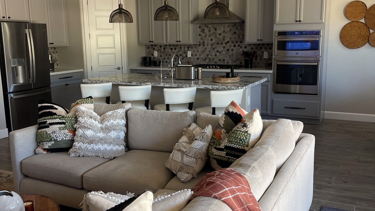 Photo of Livingroom in Wickenburg