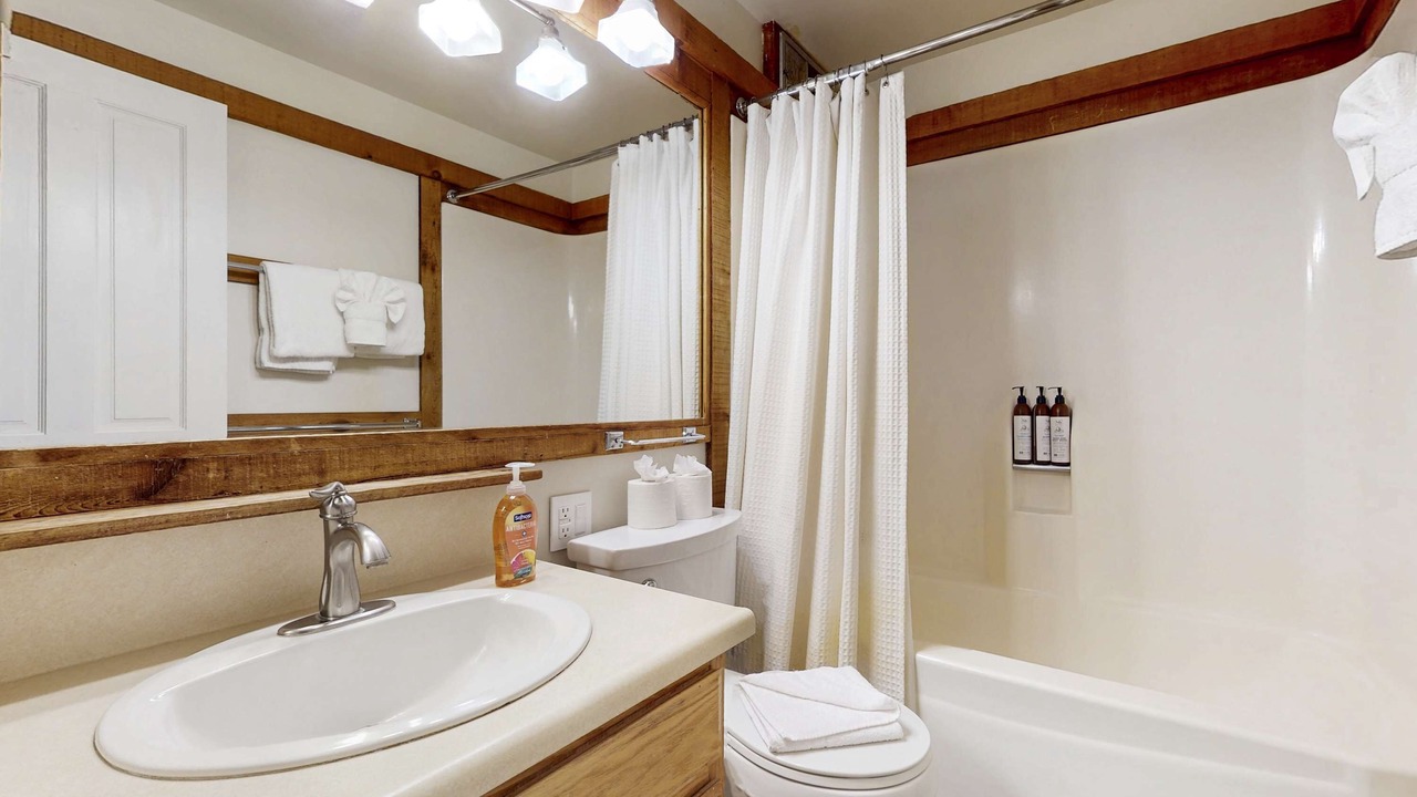Photo of Bathroom in Truckee