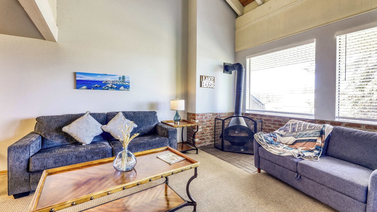Photo of Livingroom in South Lake Tahoe