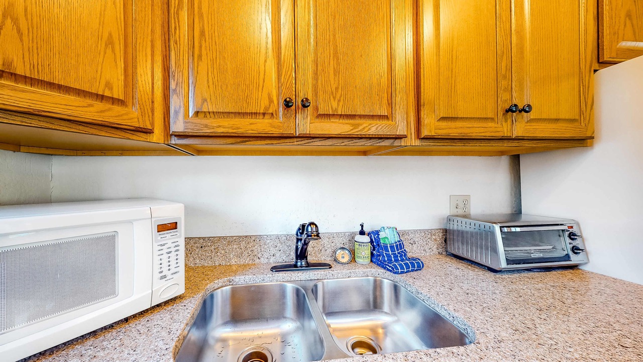 Photo of Kitchen in Serene Lakes