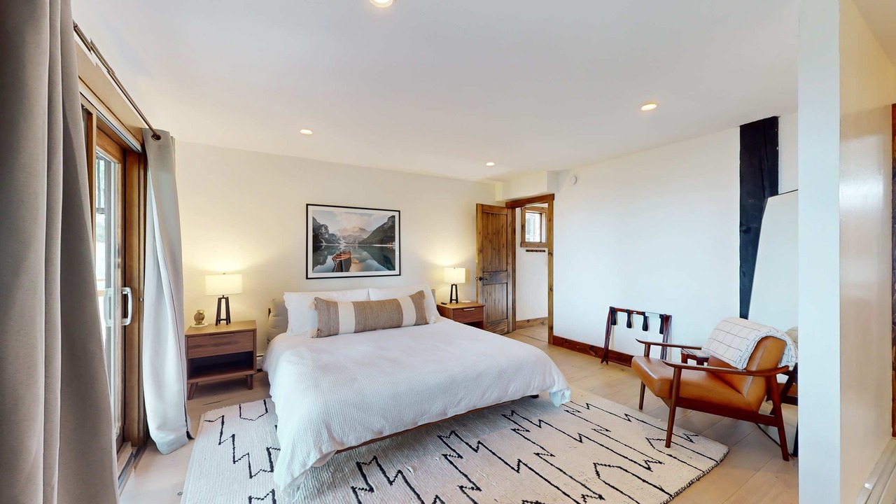 Photo of Bedroom in Tahoe Village
