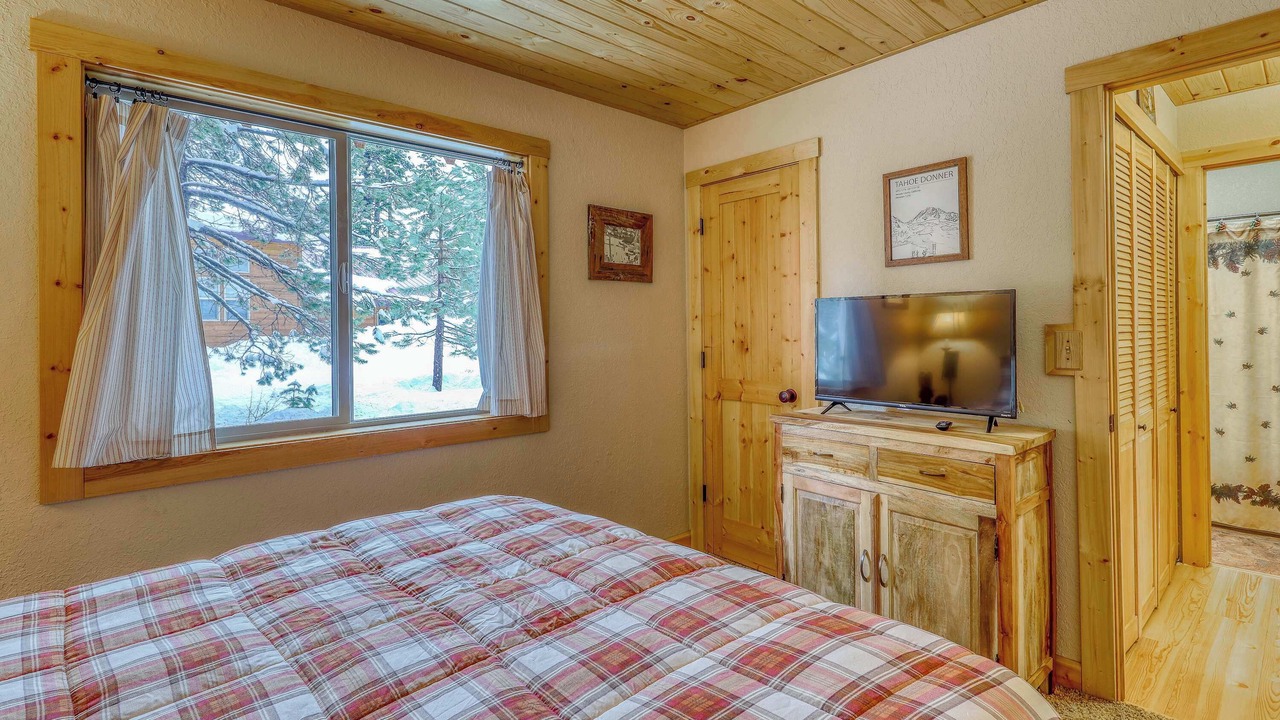 Photo of Bedroom in Truckee
