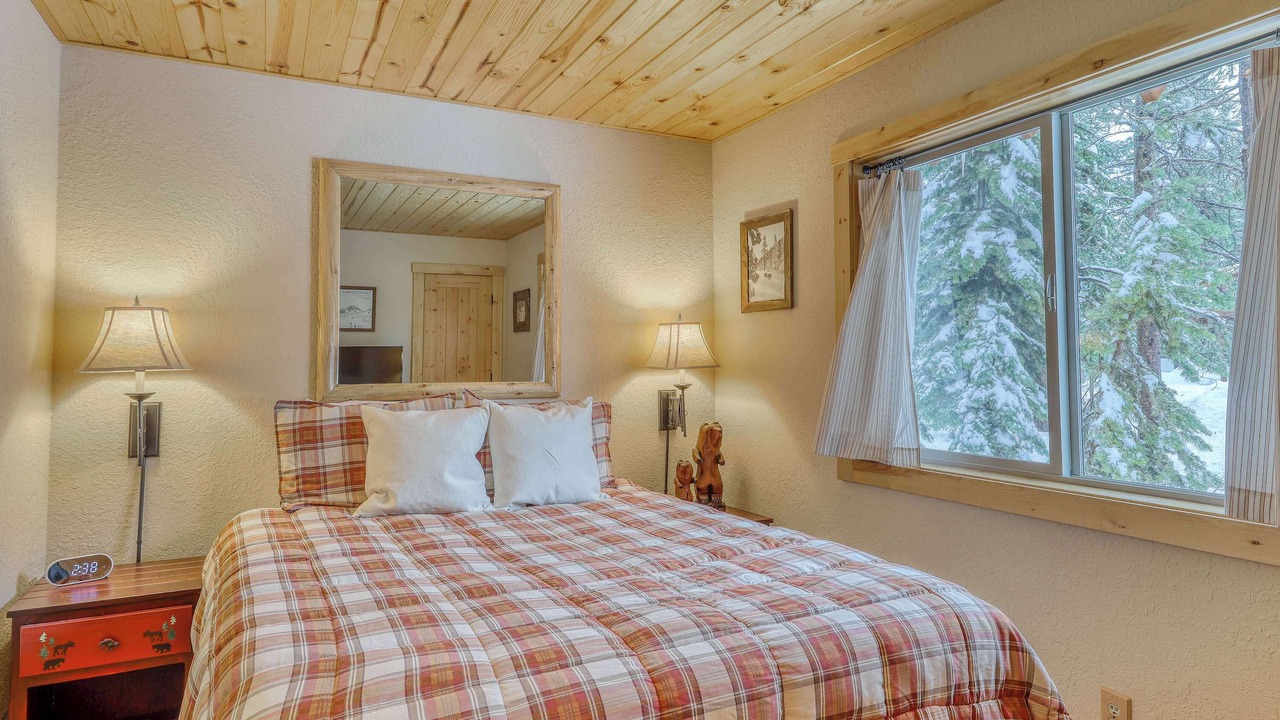 Photo of Bedroom in Truckee
