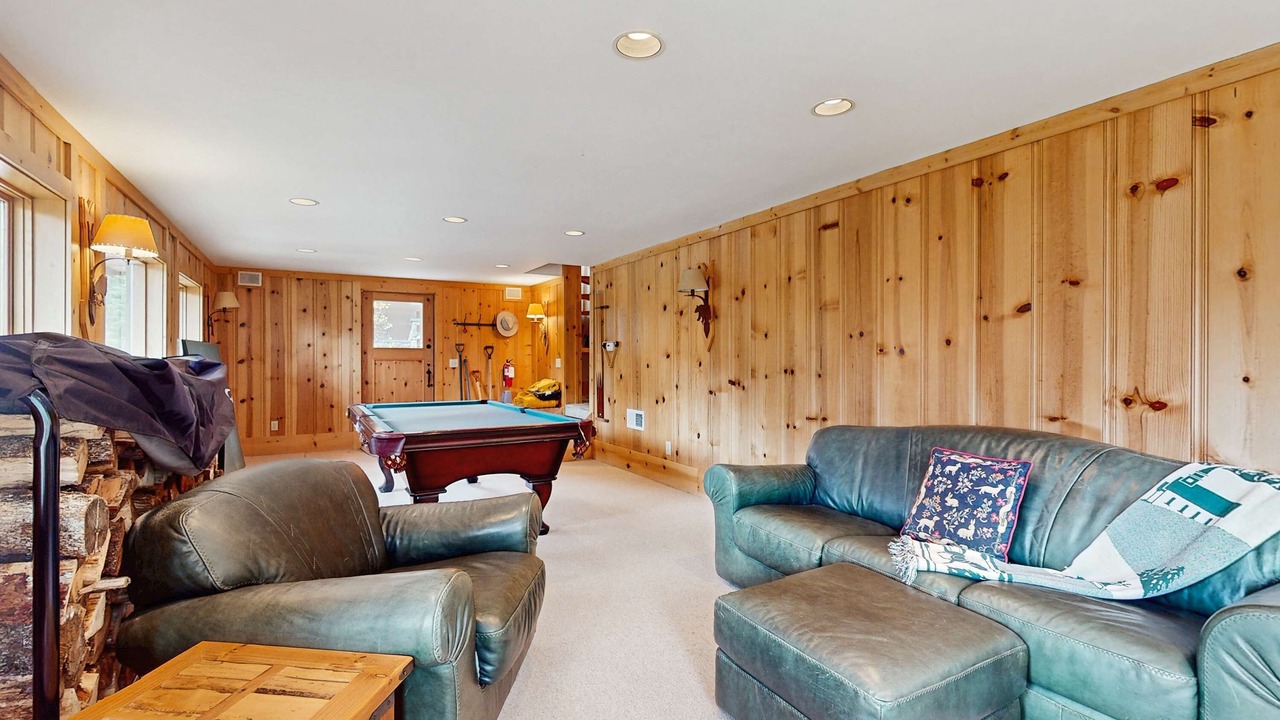Photo of Bedroom in Alpine Meadows