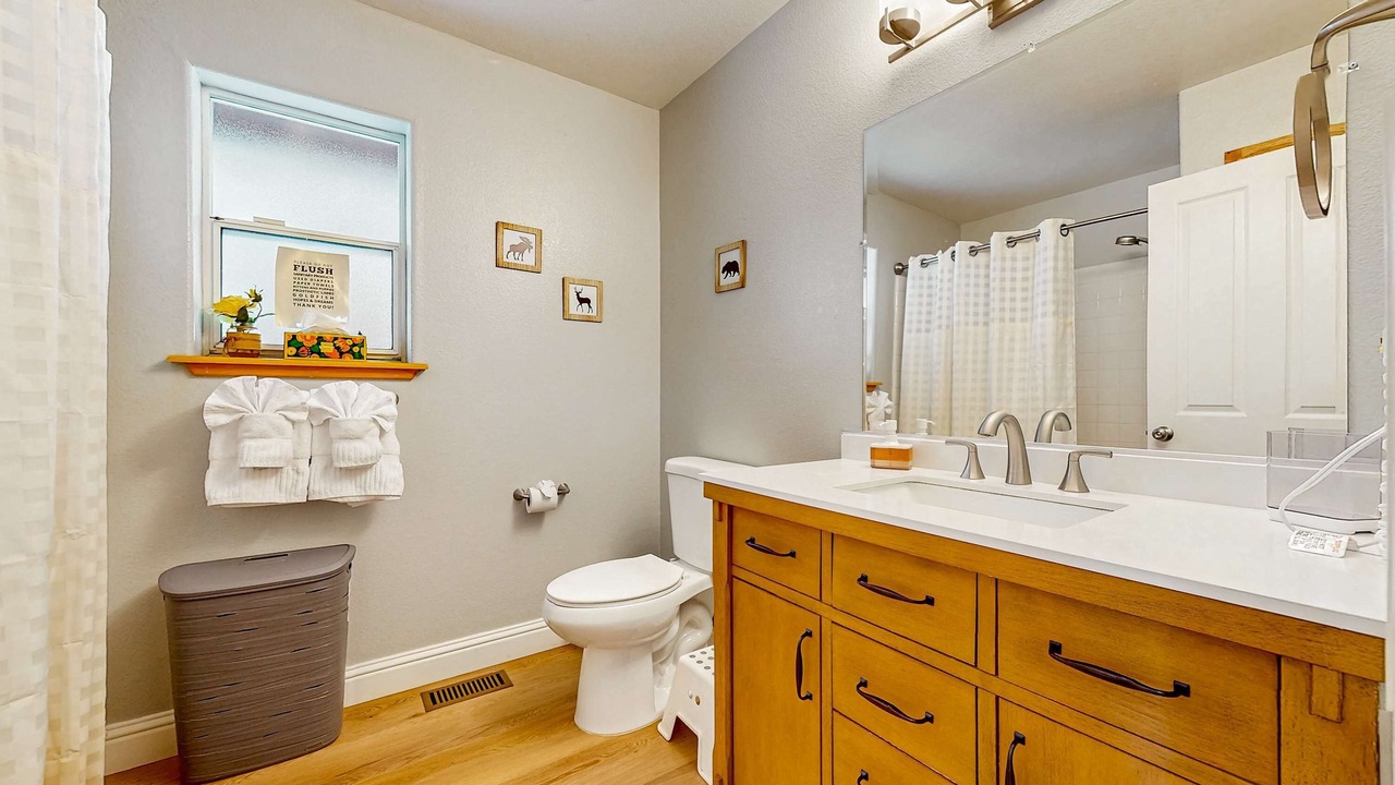 Photo of Bathroom in Kingswood Estates