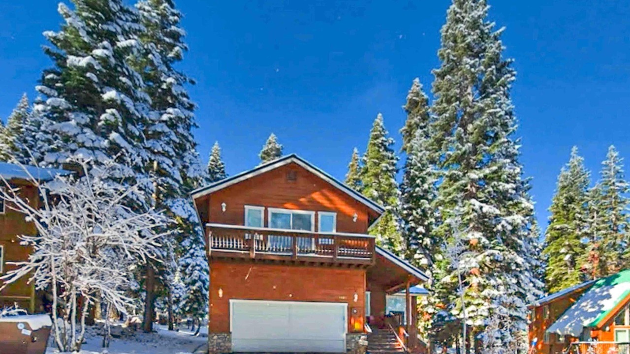 Photo of Outdoor in Kingswood Estates