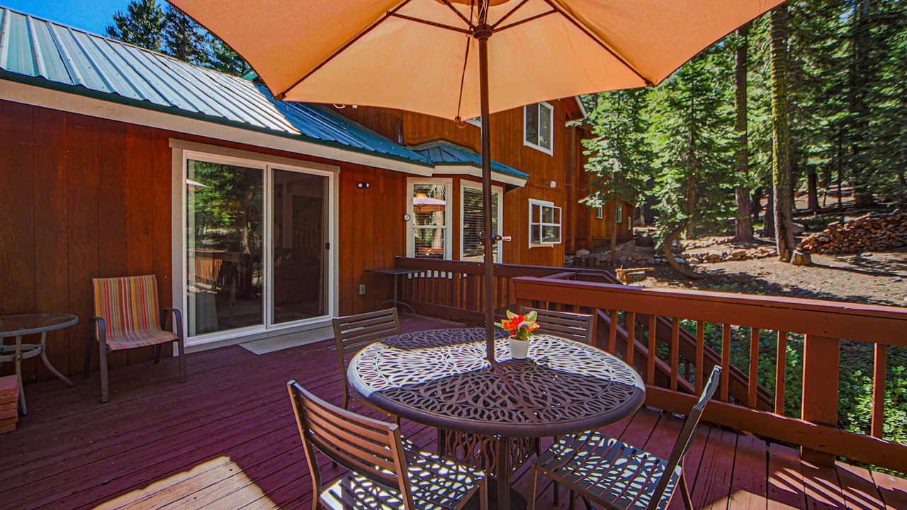Photo of Outdoor in Kingswood Estates