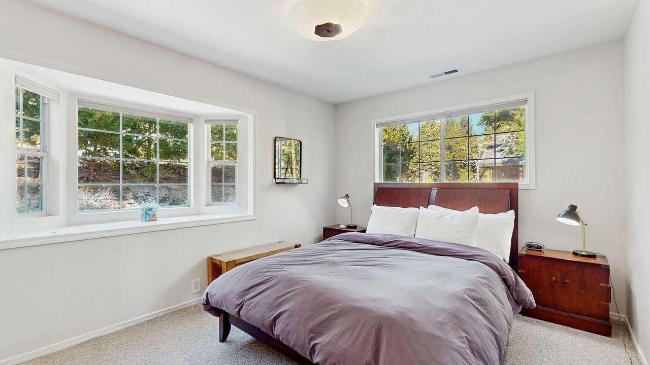 Photo of Bedroom in Tahoma