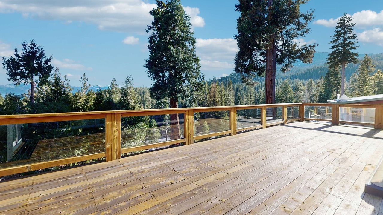 Photo of Patio Balcony in Tahoma