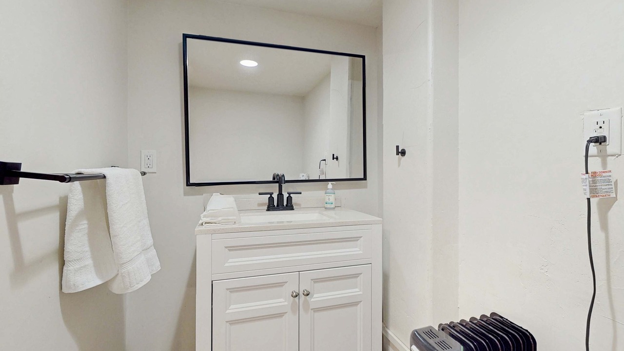Photo of Bathroom in Tahoma