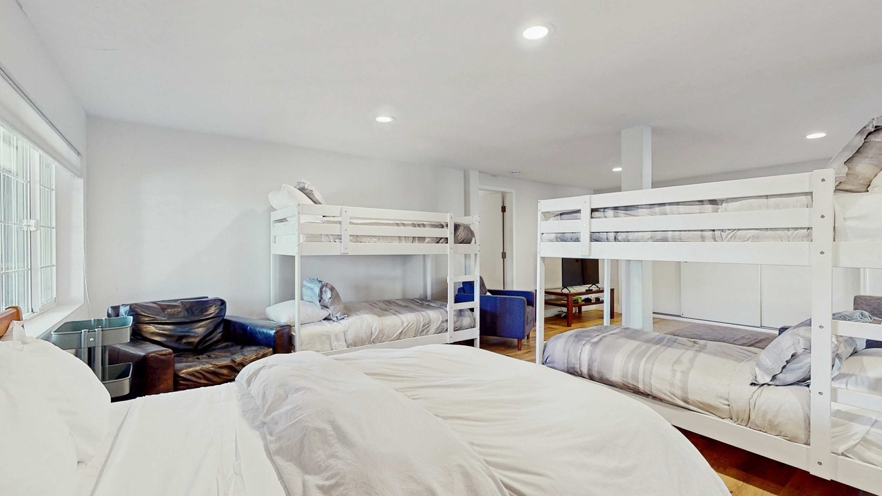 Photo of Bedroom in Tahoma