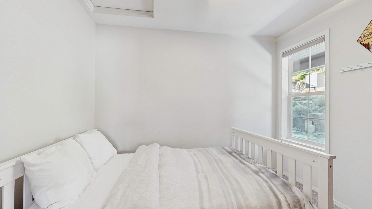 Photo of Bedroom in Tahoma