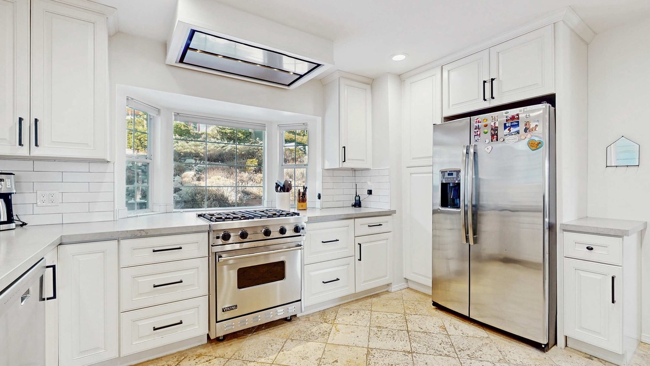 Photo of Kitchen in Tahoma
