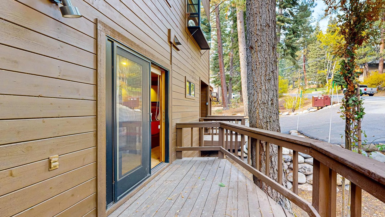 Photo of Outdoor in Ponderosa Palisades