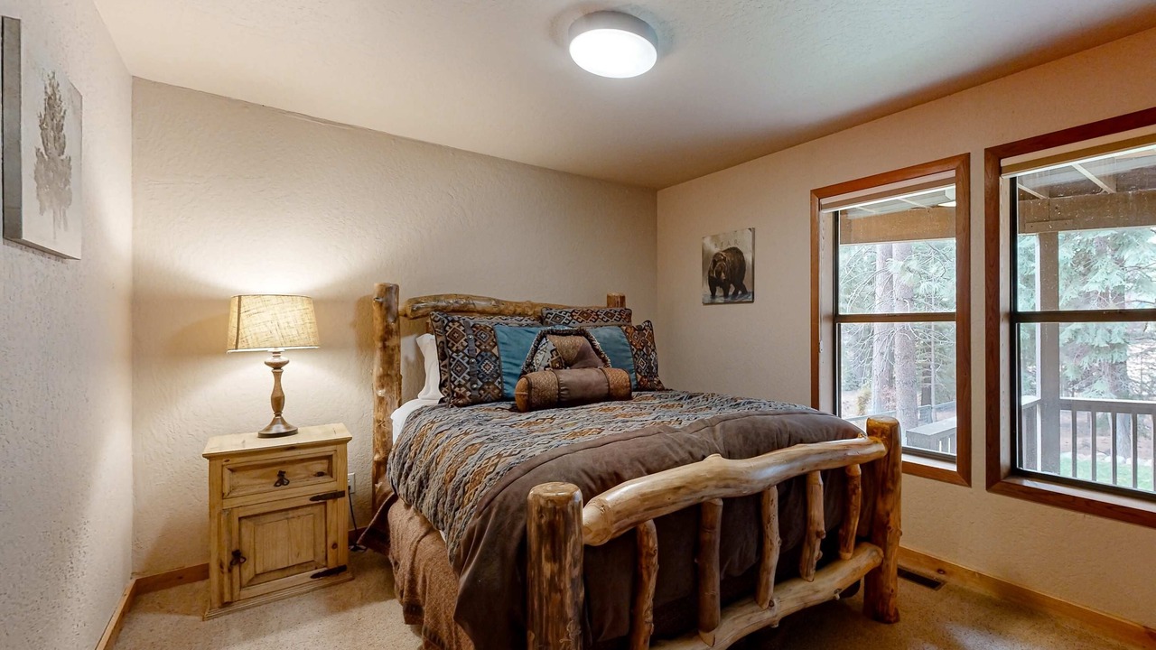 Photo of Bedroom in Ponderosa Palisades