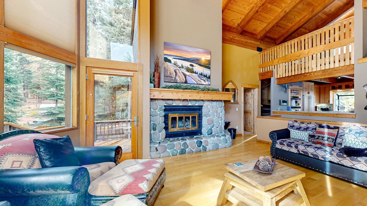 Photo of Livingroom in Ponderosa Palisades