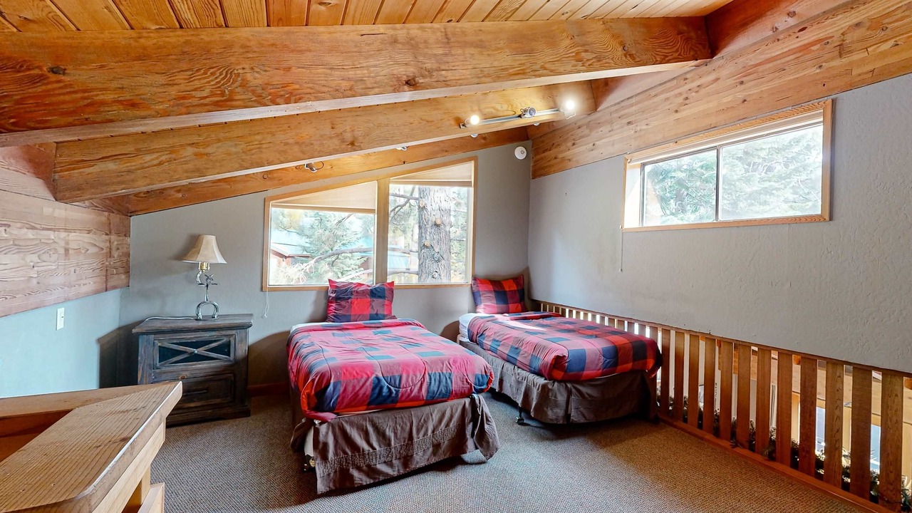 Photo of Bedroom in Ponderosa Palisades