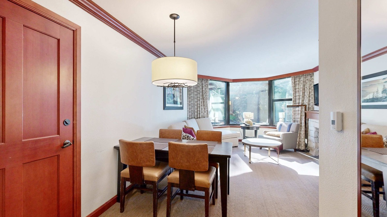 Photo of Livingroom in Olympic Valley