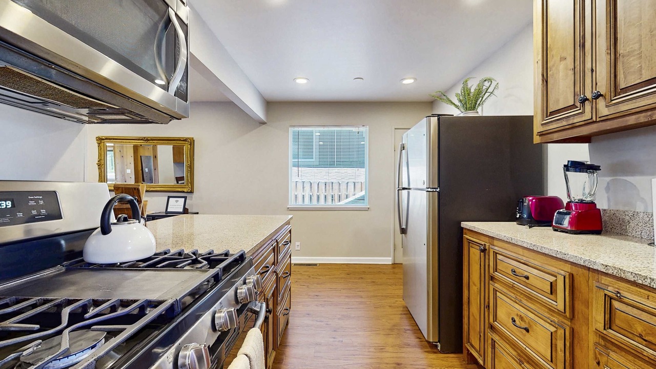 Photo of Kitchen in Stateline