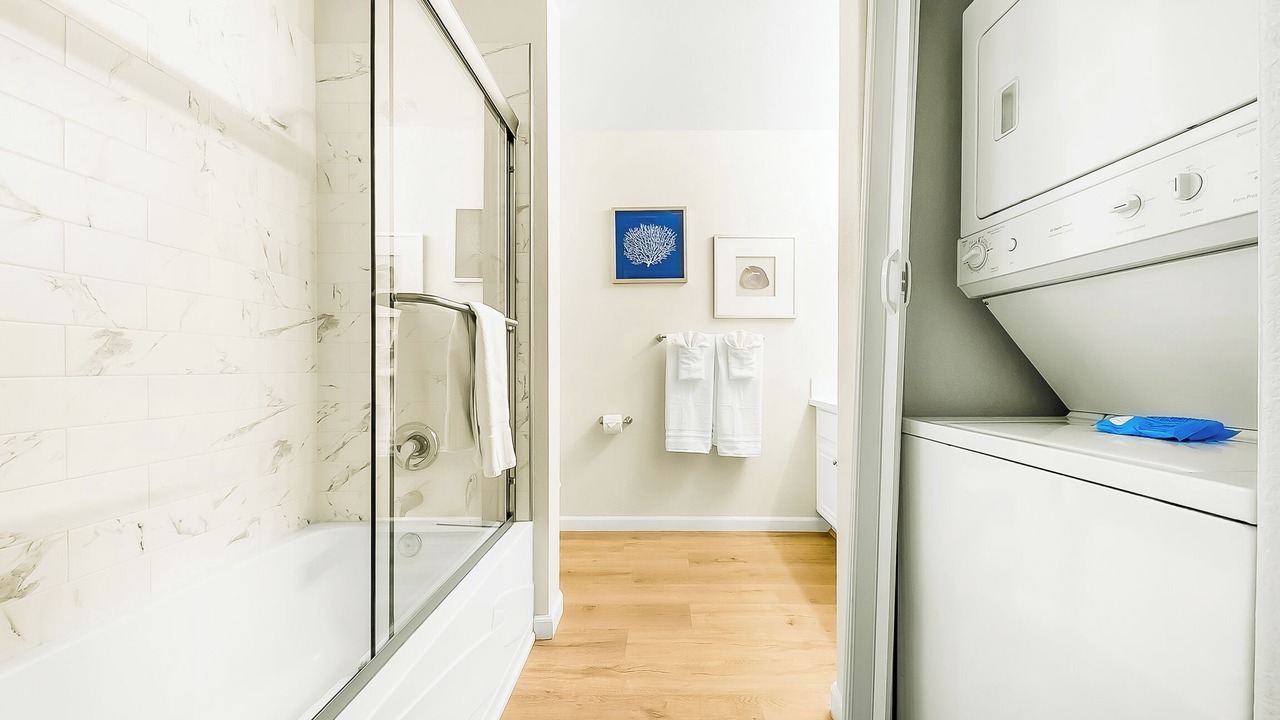 Photo of Bathroom in Pacific Terrace