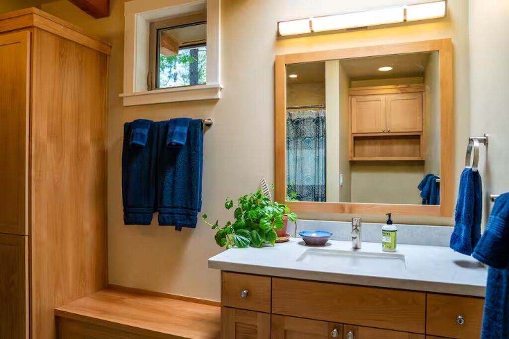 Photo of Bathroom in Nevada City