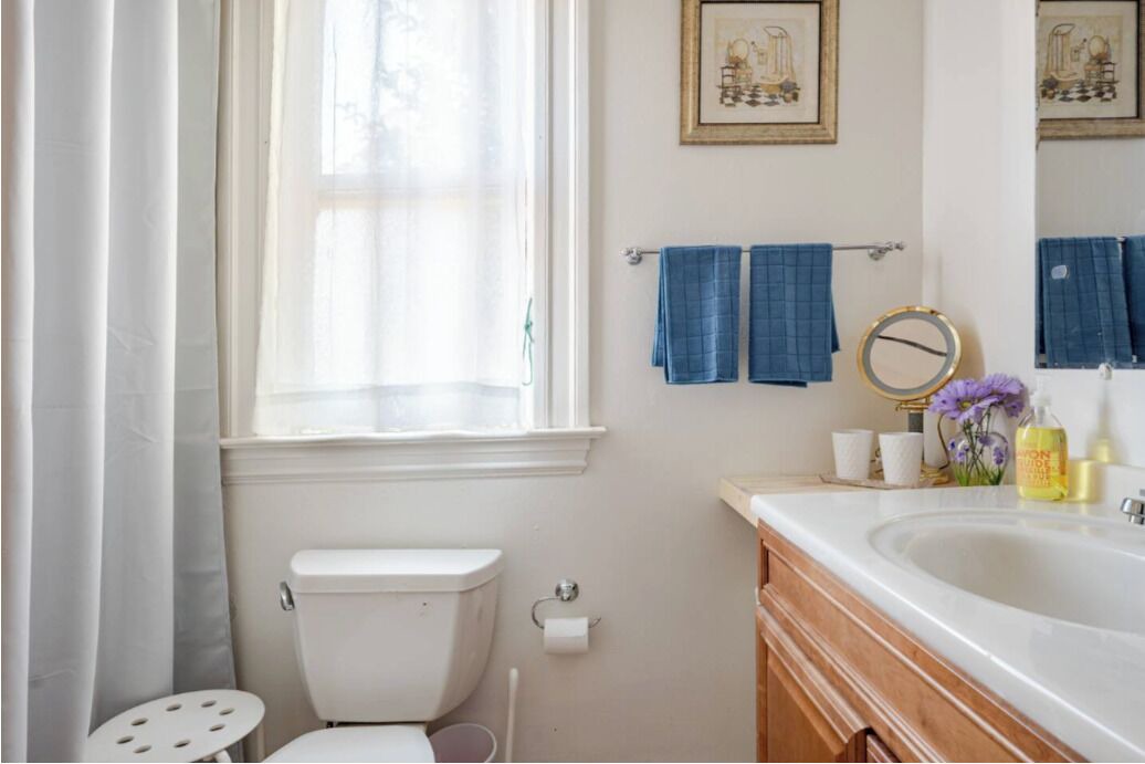 Photo of Bathroom in West End