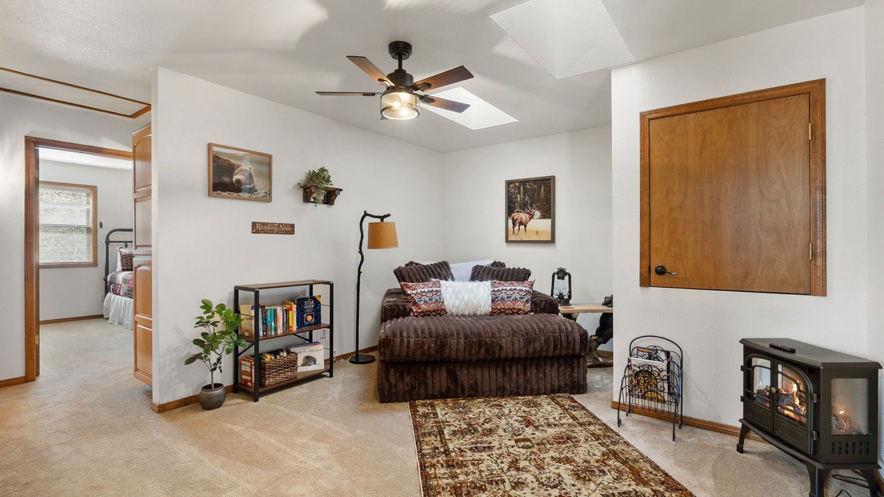 Photo of Livingroom in Hidden Valley Ranch